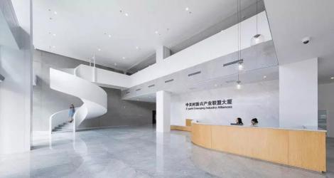 成都海倫天麓銷售中心，東方優(yōu)雅與現(xiàn)代融合的空間縮影！