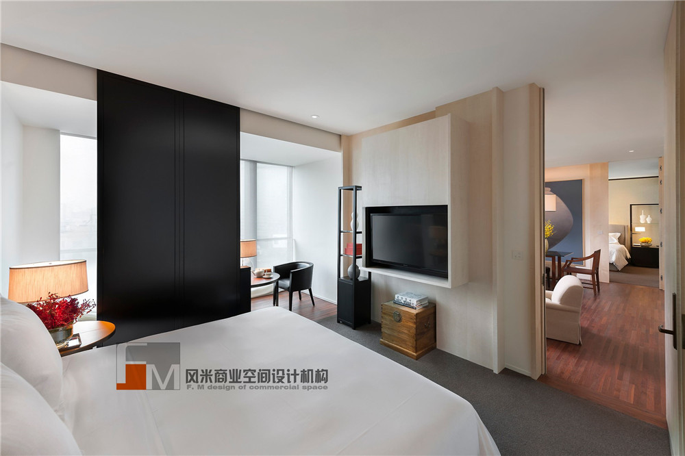 為了這家酒店，志明與春嬌從香港飛到了臺(tái)北！